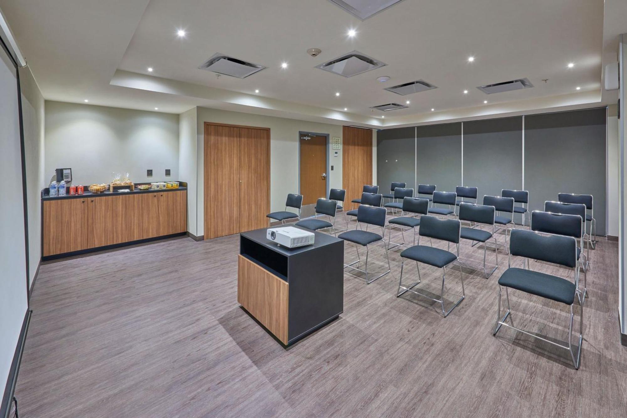 City Express By Marriott Hermosillo Expo Экстерьер фото